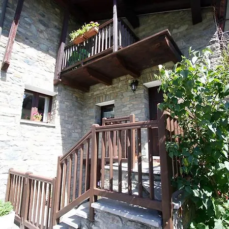 Relais Des Elfes Nocleg ze śniadaniem *